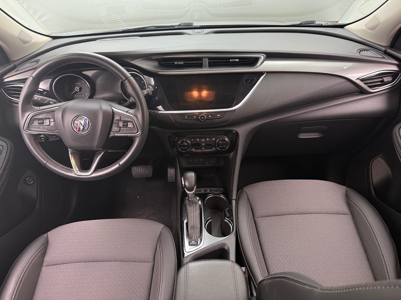 Thumbnail: 2023 Buick Encore GX - 3