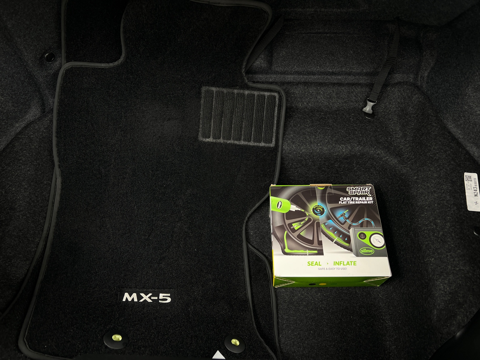 Thumbnail: 2024 Mazda MX-5 Miata - 6