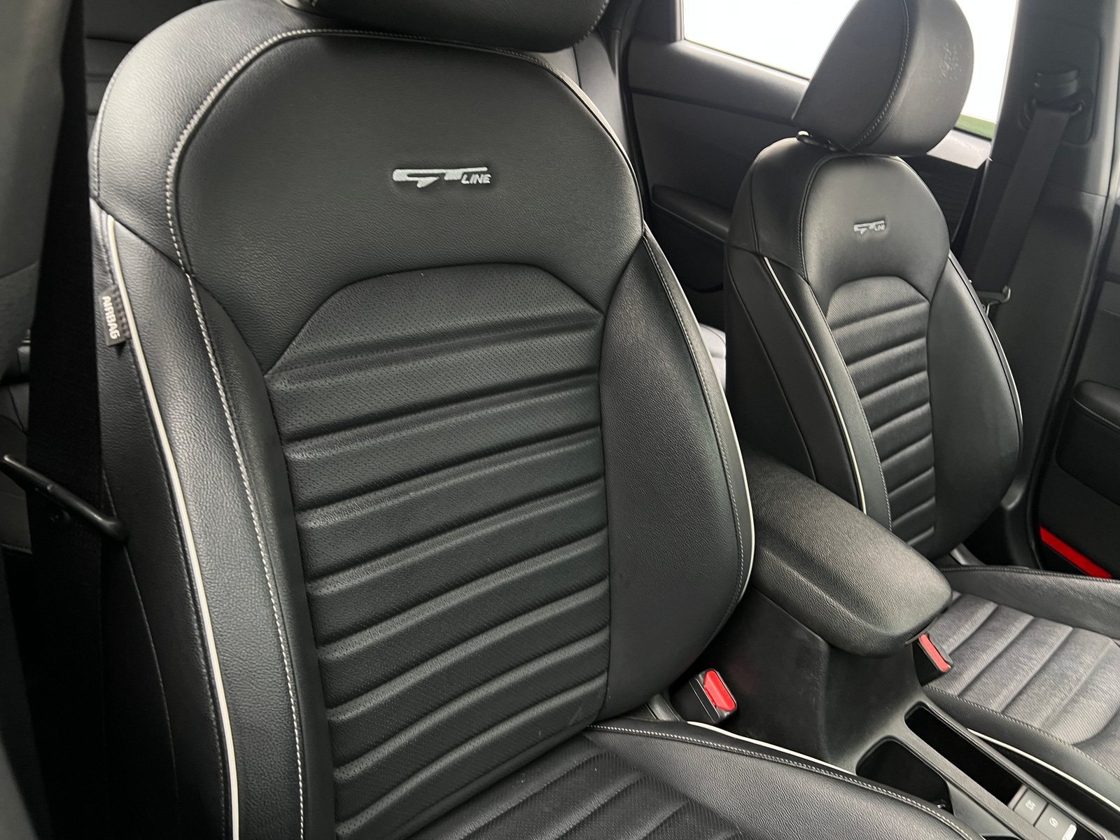 Thumbnail: 2022 Kia Forte - 2