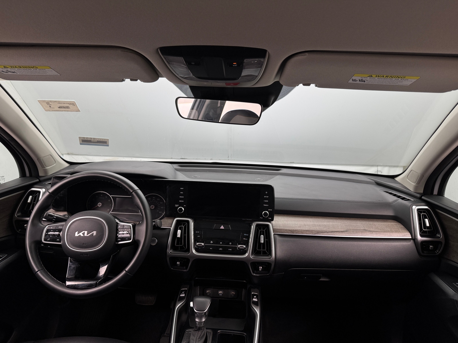 Thumbnail: 2022 Kia Sorento - 2