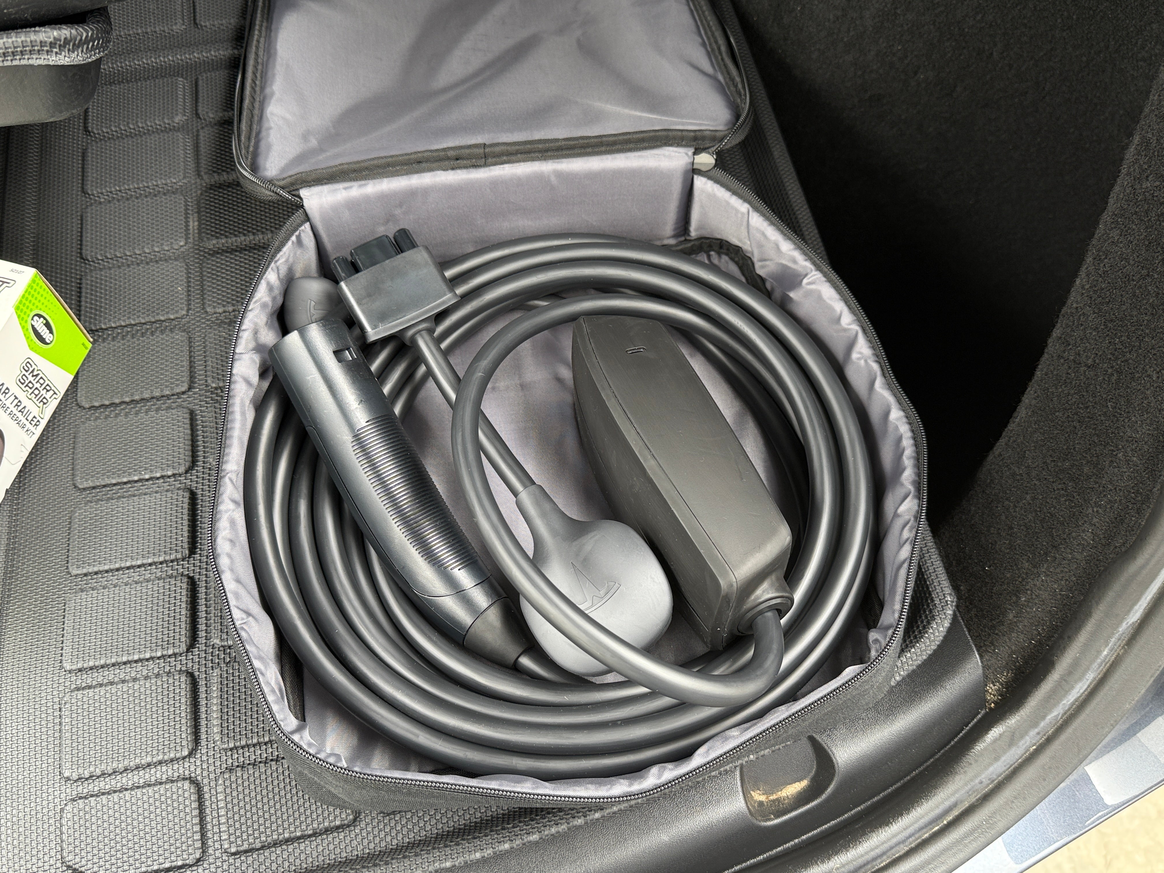 Used 2023 Tesla Model Y Long Range with VIN 7SAYGDEE6PA054201 for sale in Oak Creek, WI