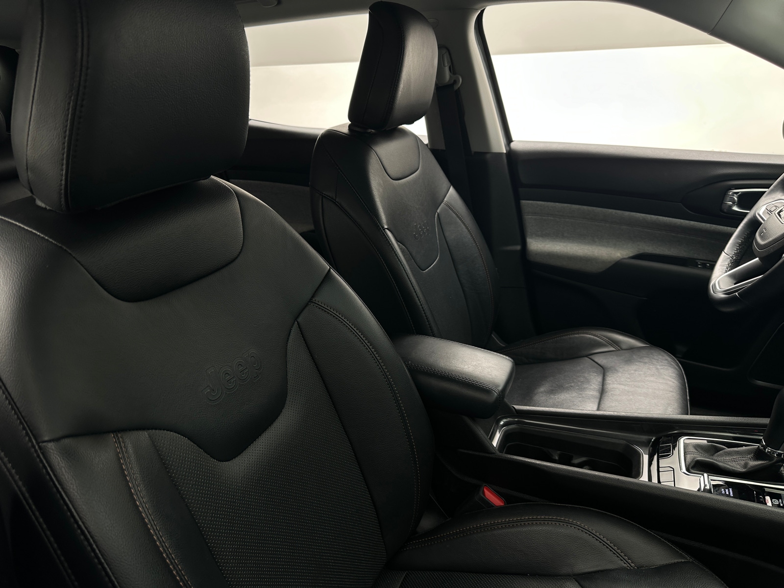 Thumbnail: 2022 Jeep Compass - 5