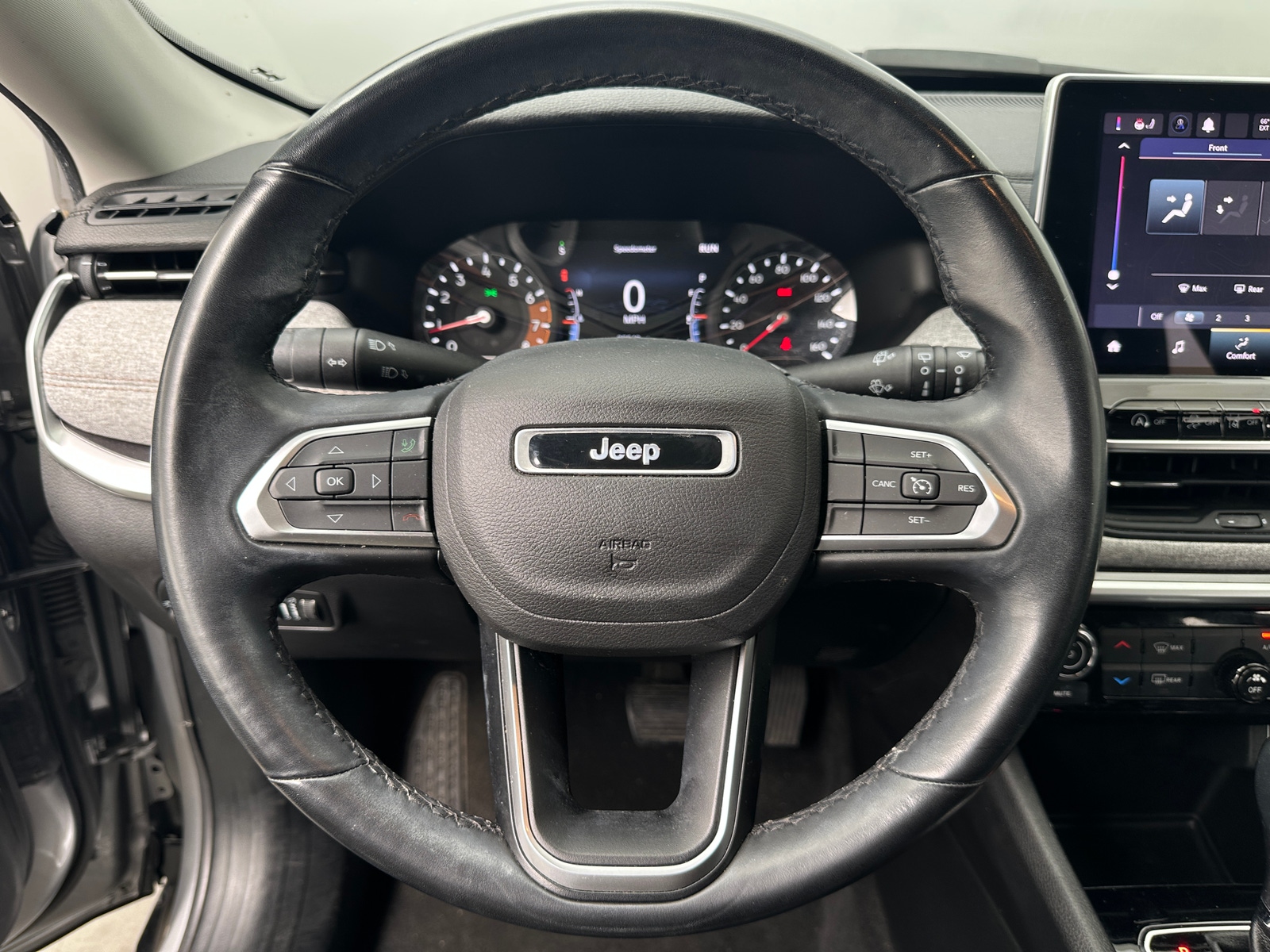 Thumbnail: 2022 Jeep Compass - 4