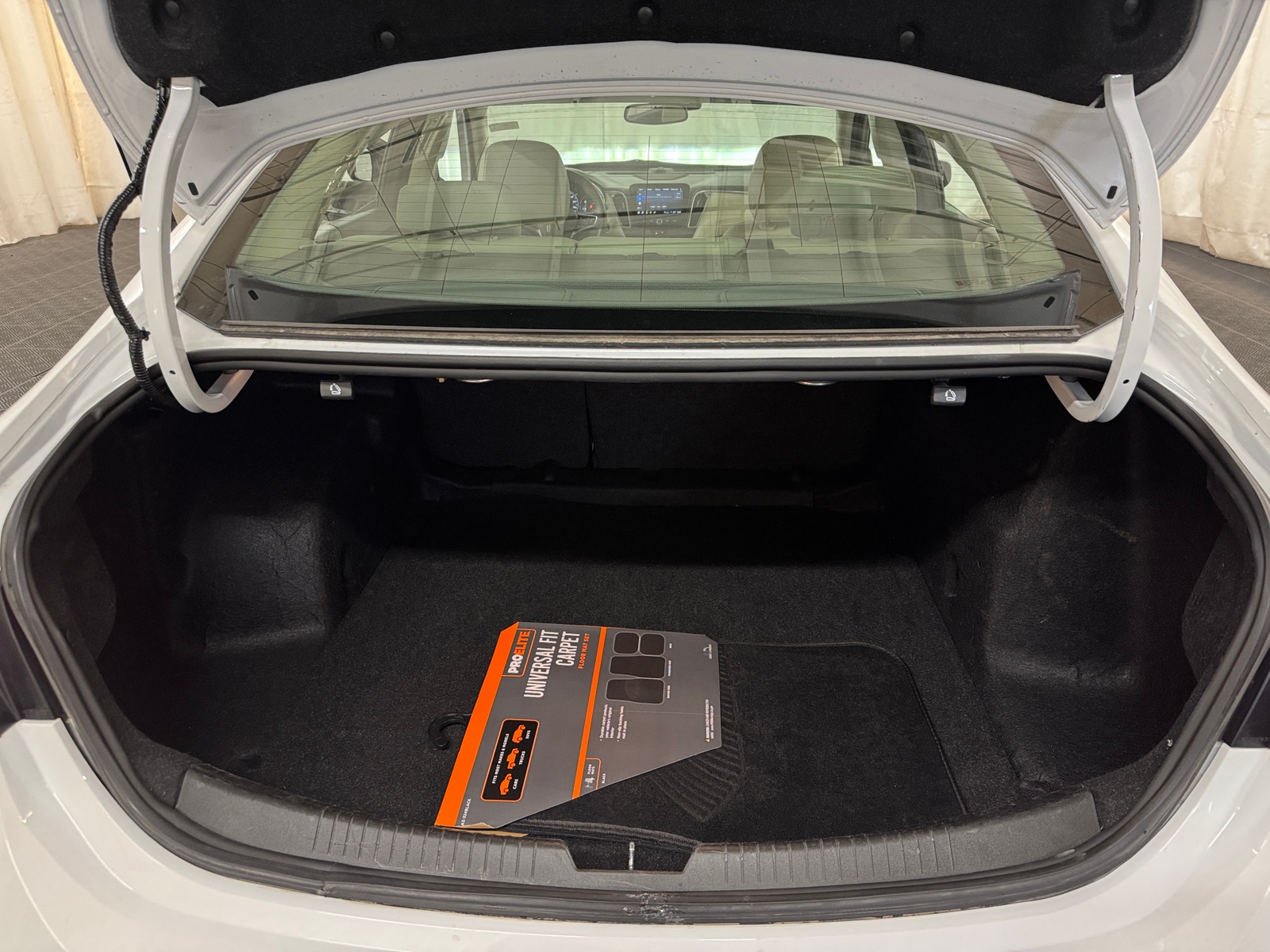 Thumbnail: 2024 Chevrolet Malibu - 5