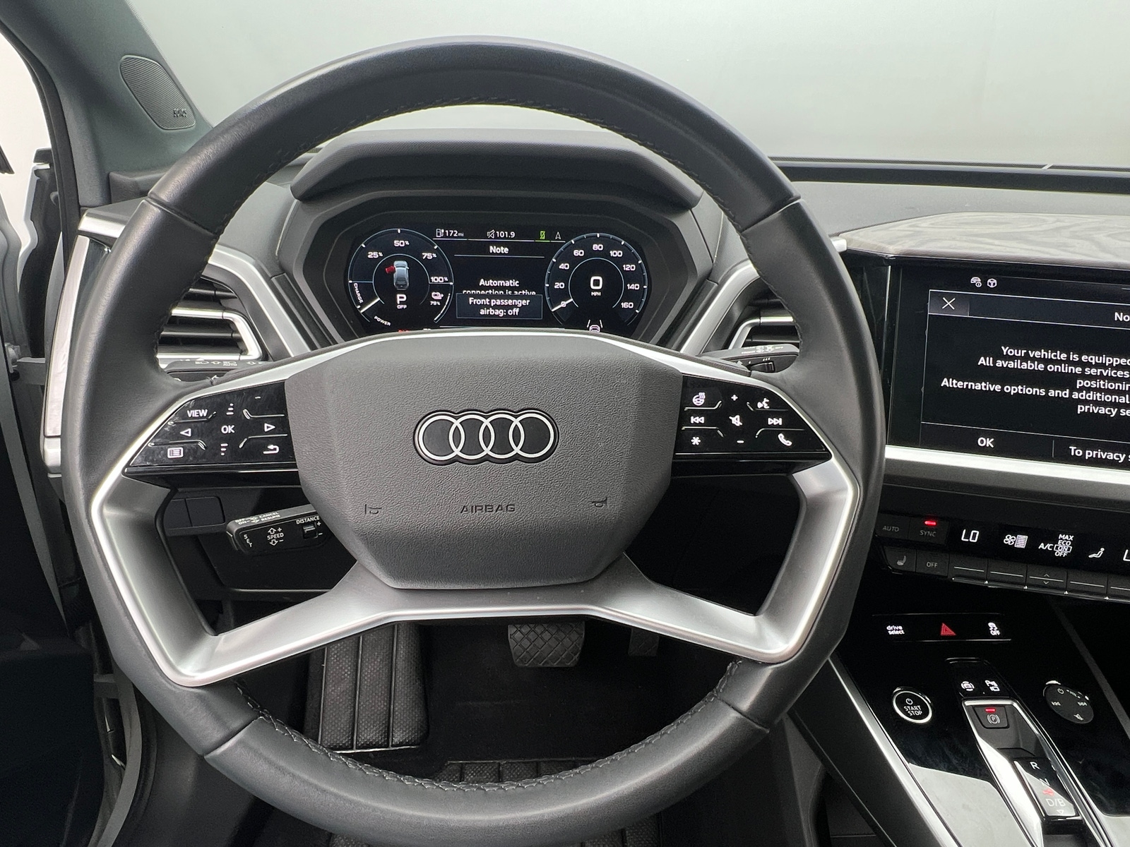 Thumbnail: 2023 Audi Q4 e-tron - 4