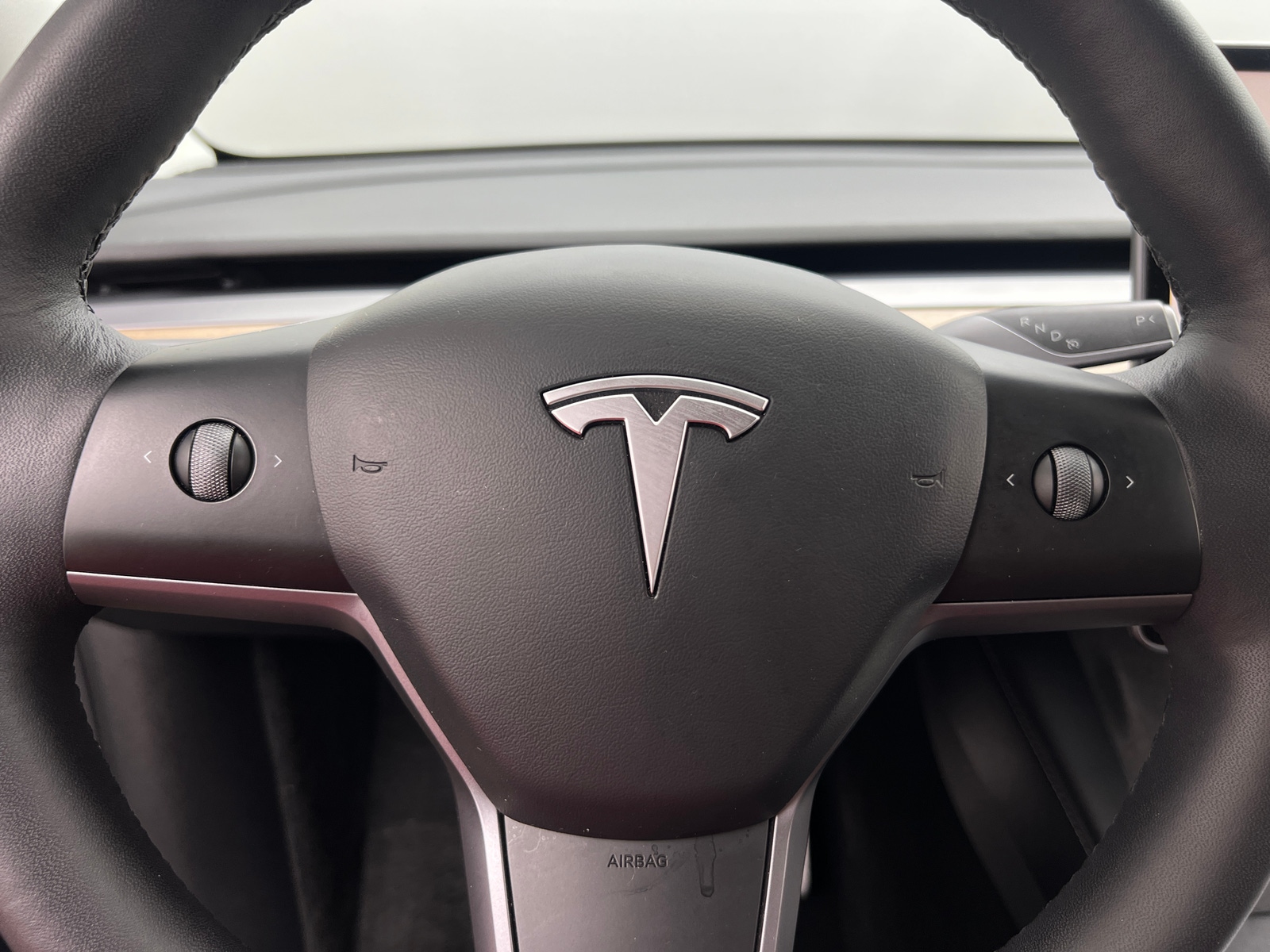 Thumbnail: 2022 Tesla Model Y - 4