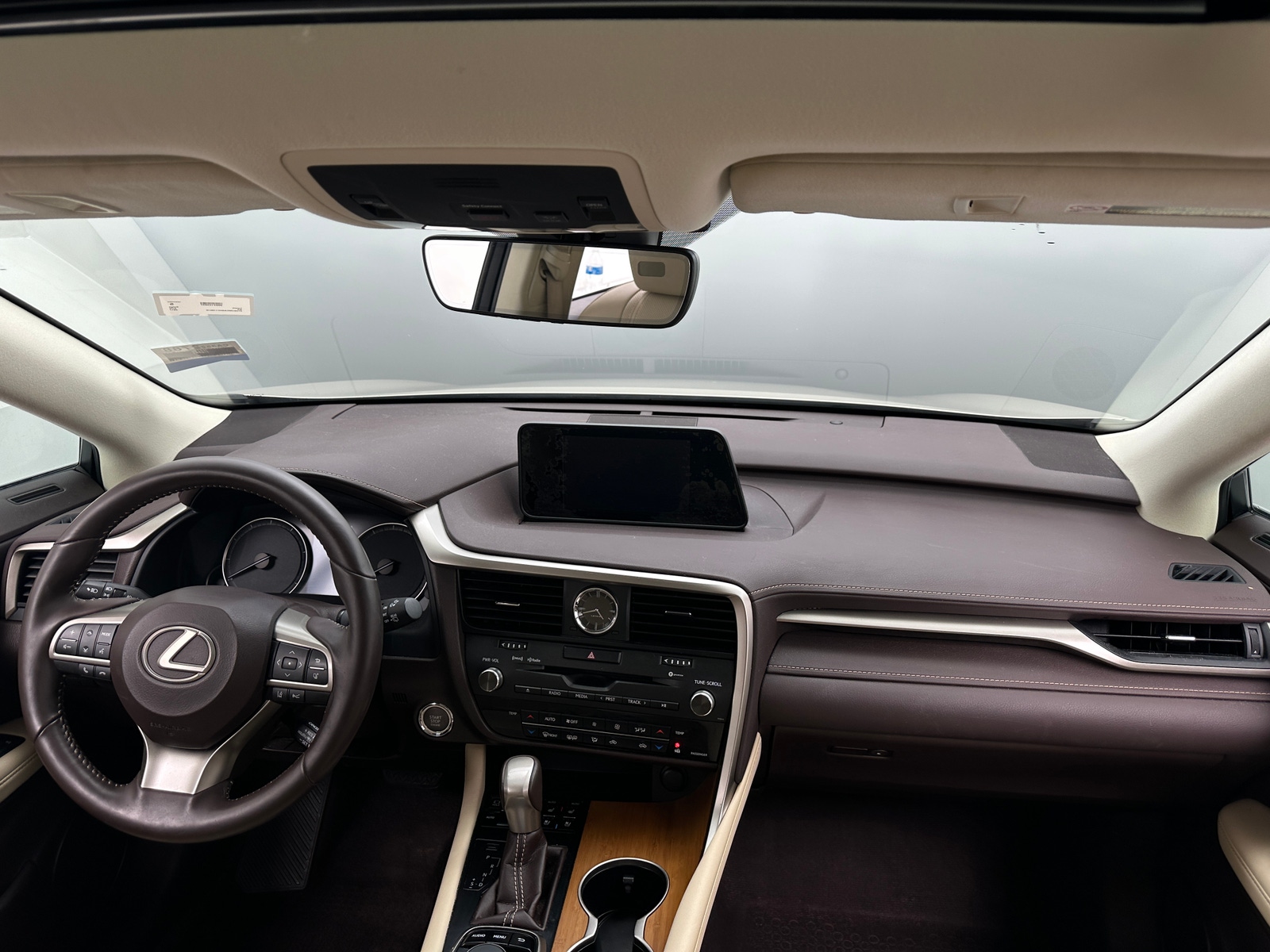 Thumbnail: 2017 Lexus RX - 3