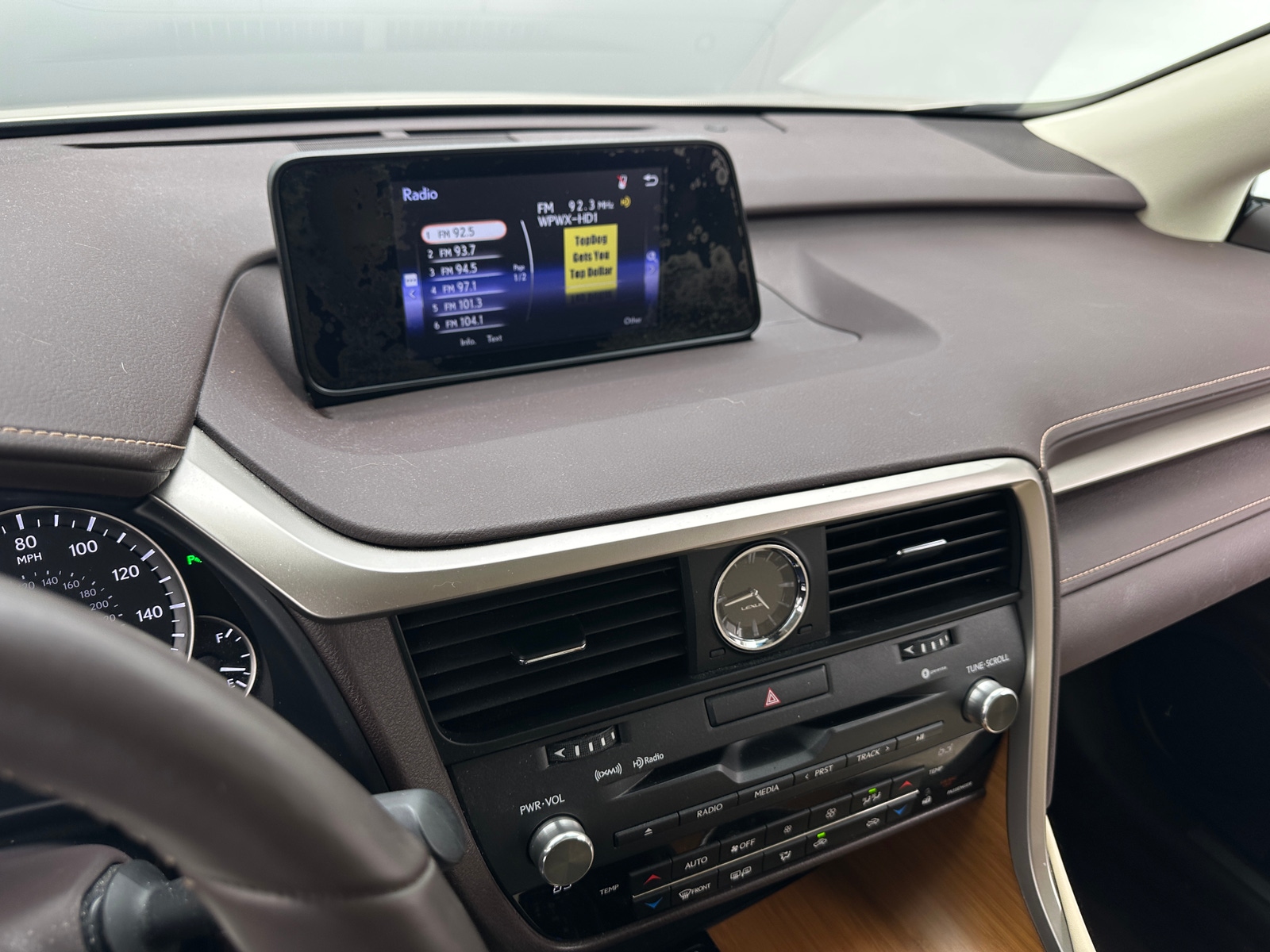 Thumbnail: 2017 Lexus RX - 4