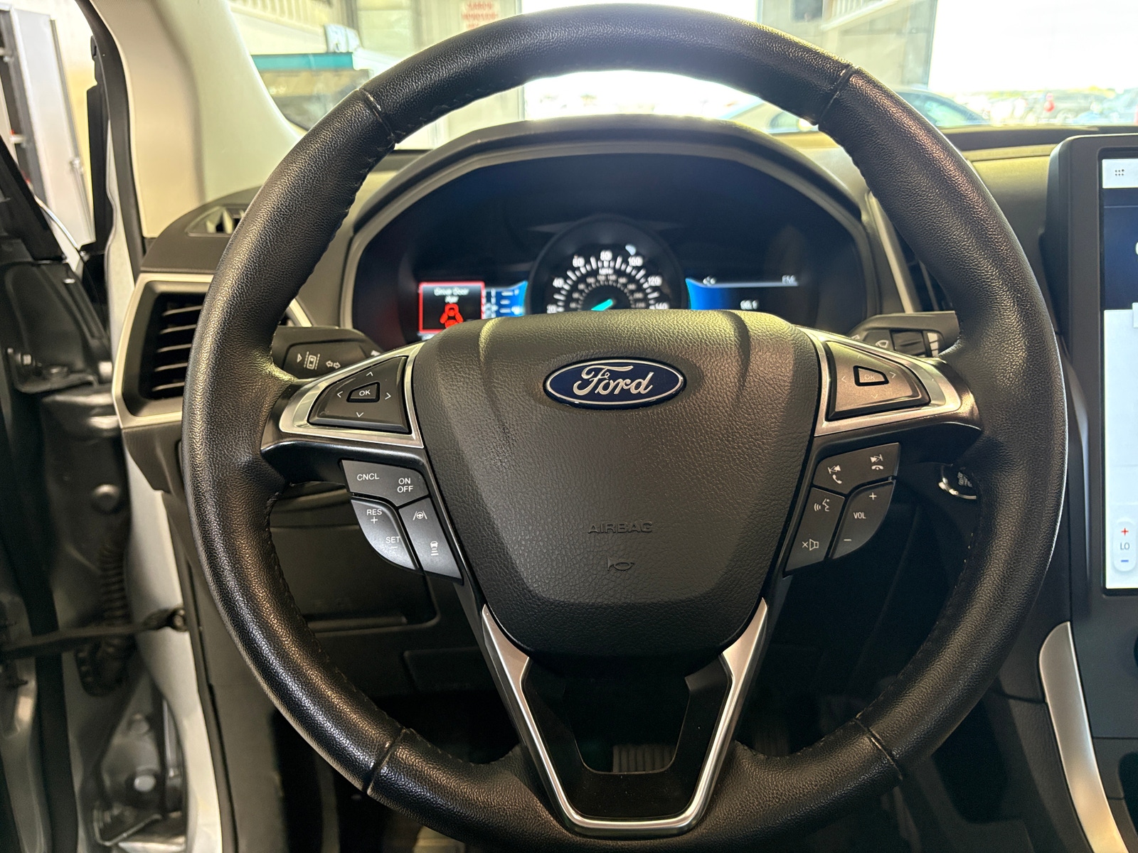 Thumbnail: 2024 Ford Edge - 4