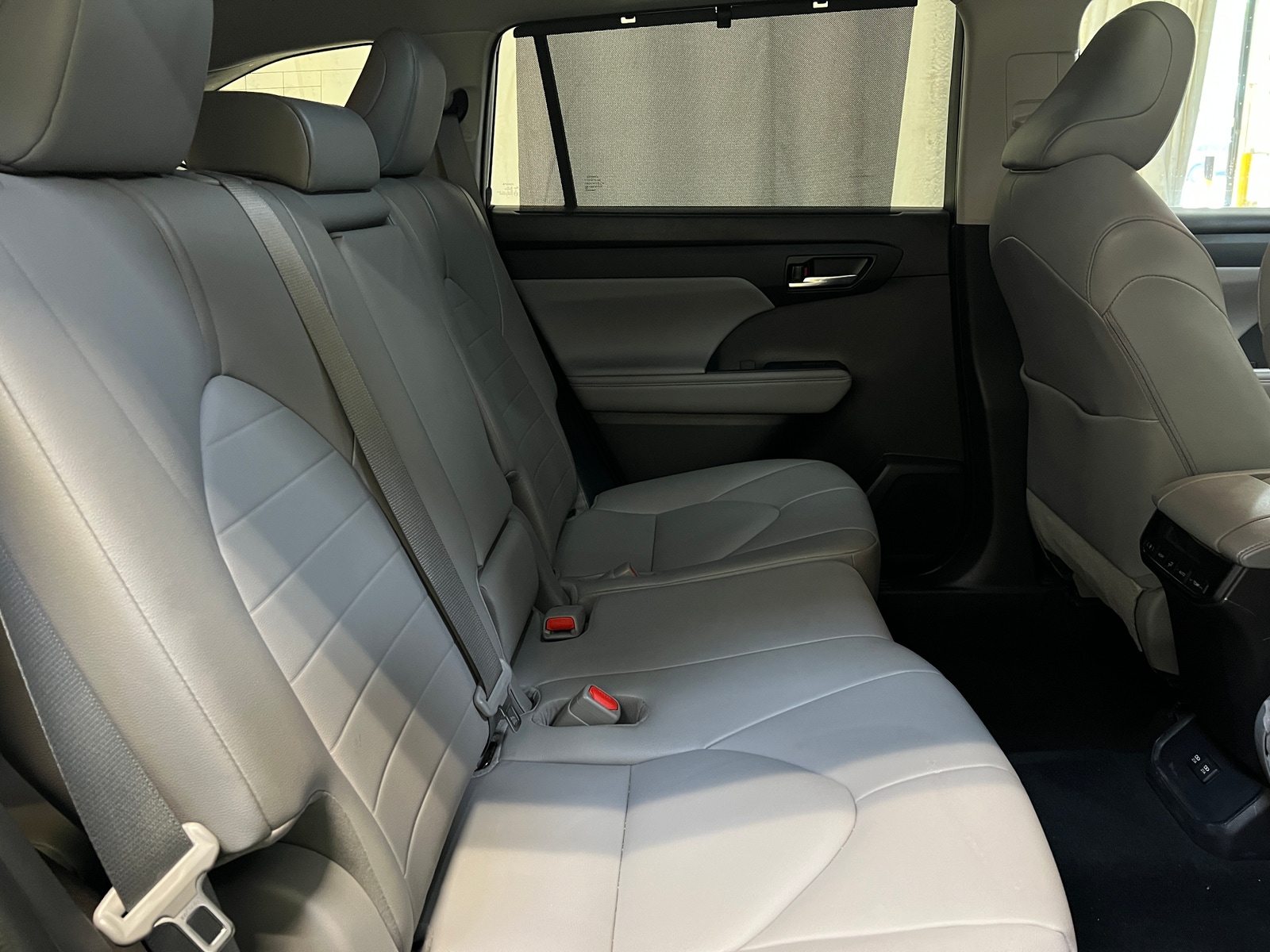 Thumbnail: 2021 Toyota Highlander - 5