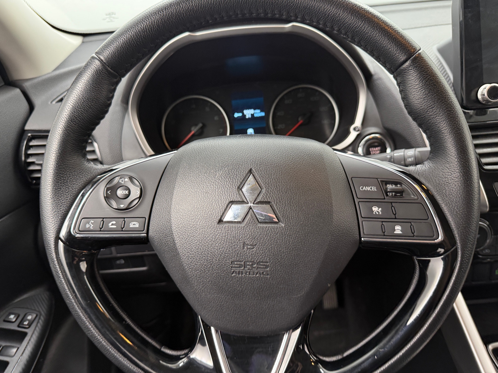 Thumbnail: 2024 Mitsubishi Eclipse Cross - 5