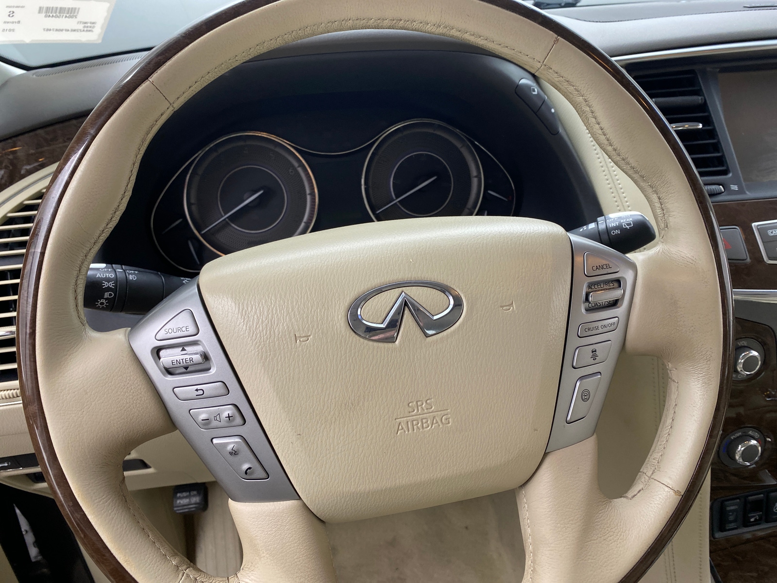 Thumbnail: 2015 INFINITI QX80 - 4