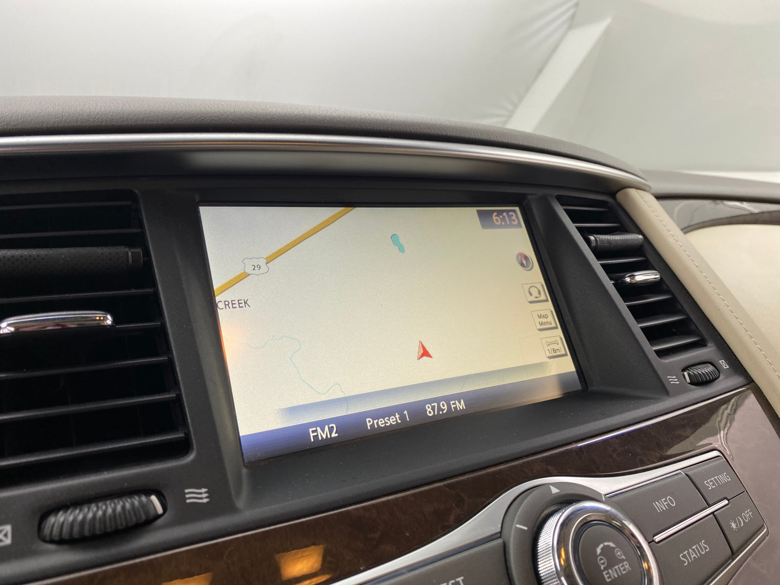 Thumbnail: 2015 INFINITI QX80 - 3