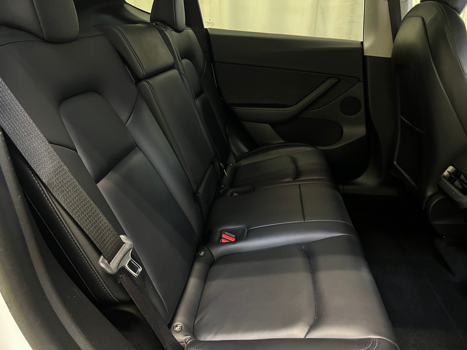 Thumbnail: 2021 Tesla Model Y - 4