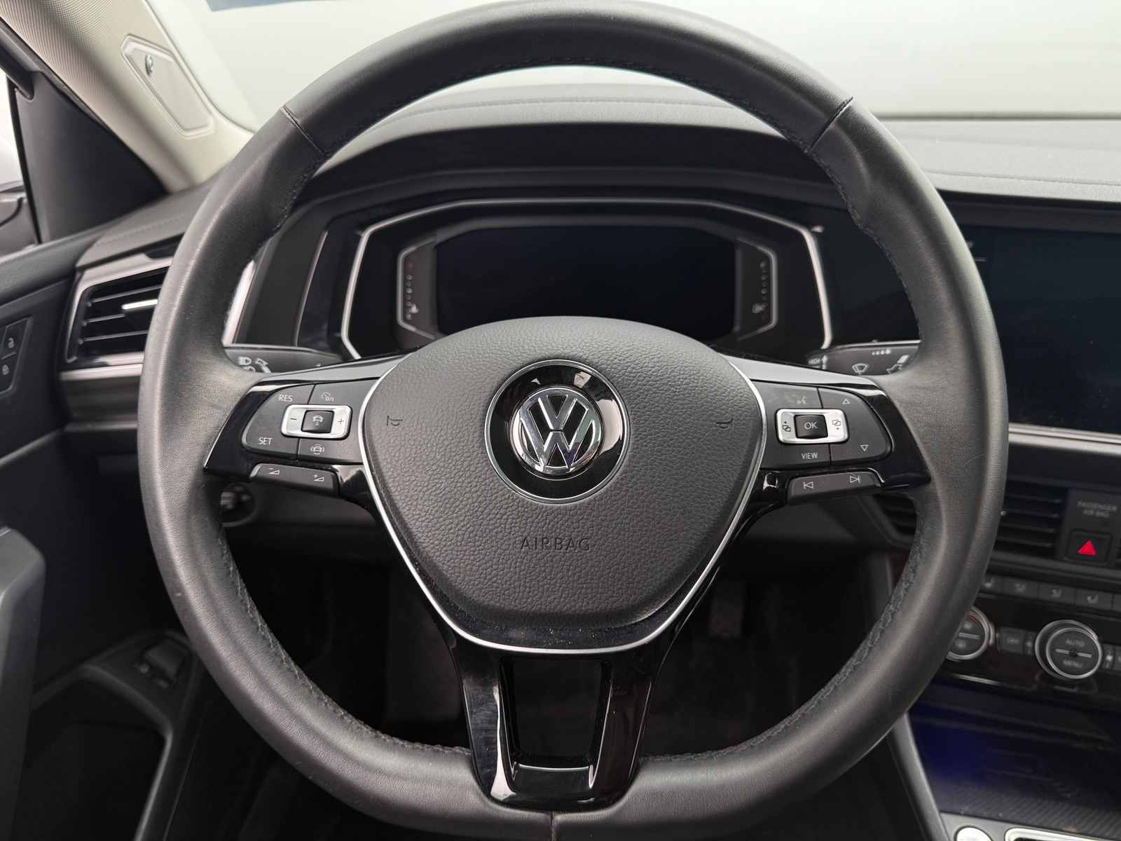 Thumbnail: 2020 Volkswagen Jetta - 4