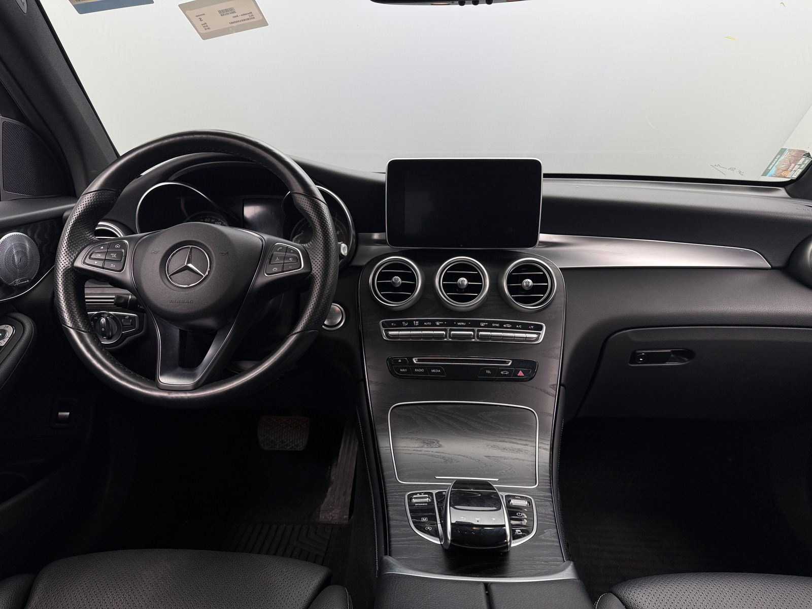 Thumbnail: 2018 Mercedes-Benz GLC - 2