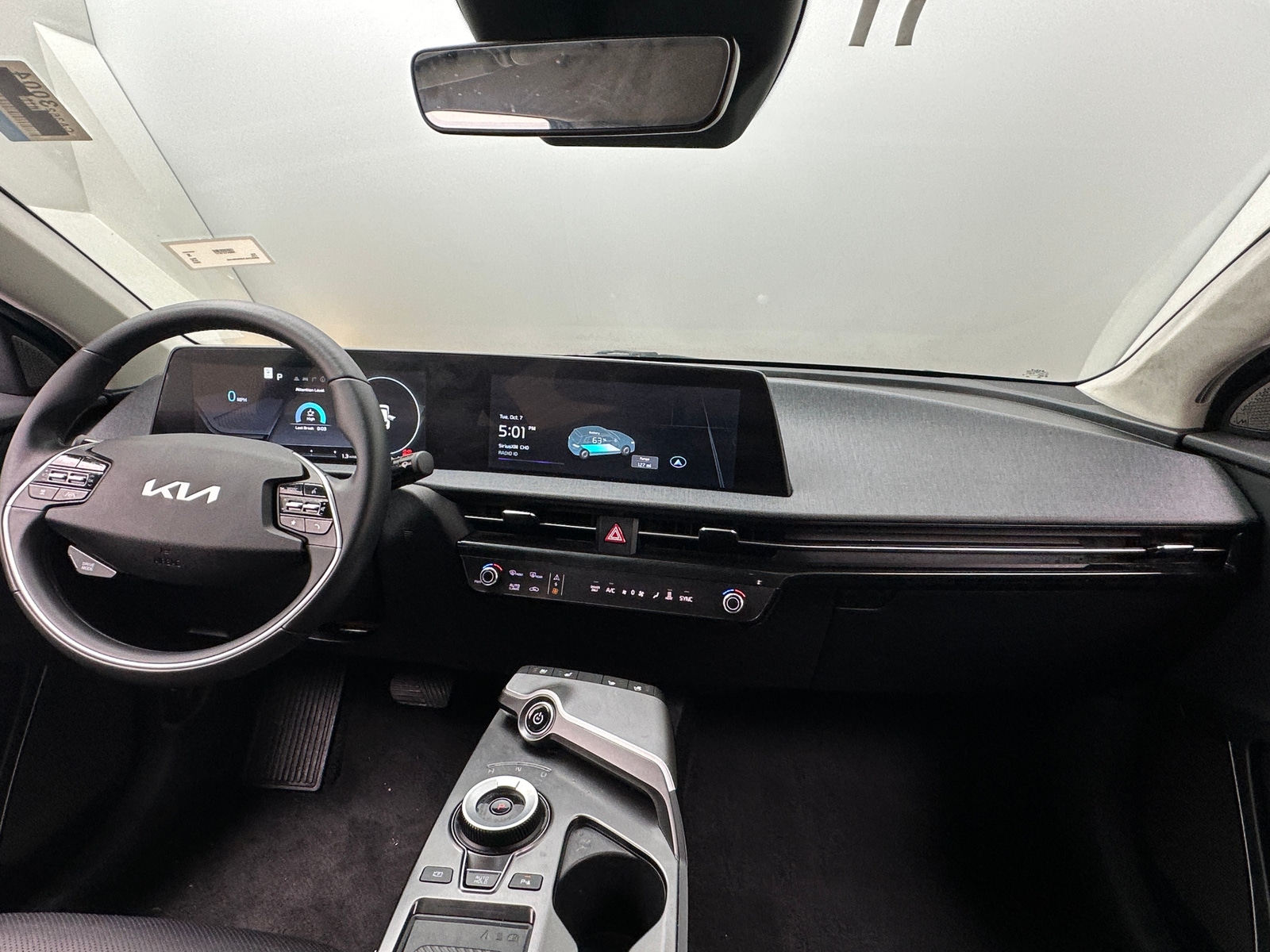 Thumbnail: 2024 Kia EV6 - 2