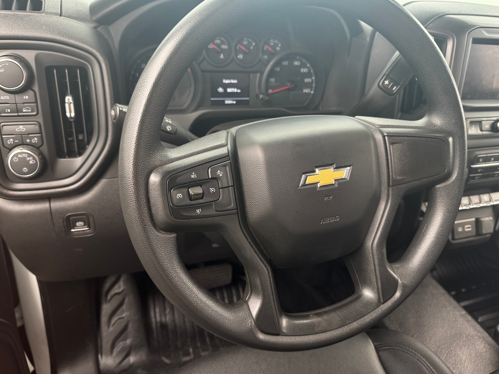 Thumbnail: 2024 Chevrolet Silverado 1500 - 5