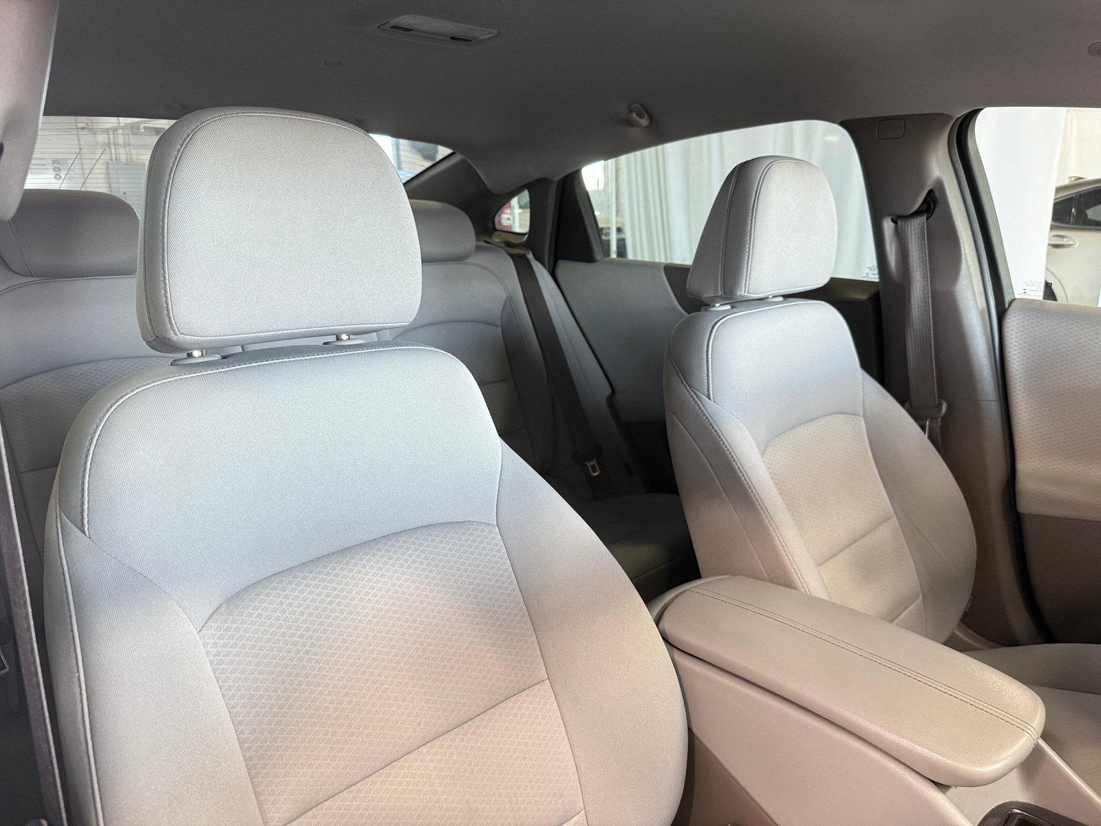 Thumbnail: 2016 Chevrolet Malibu - 2