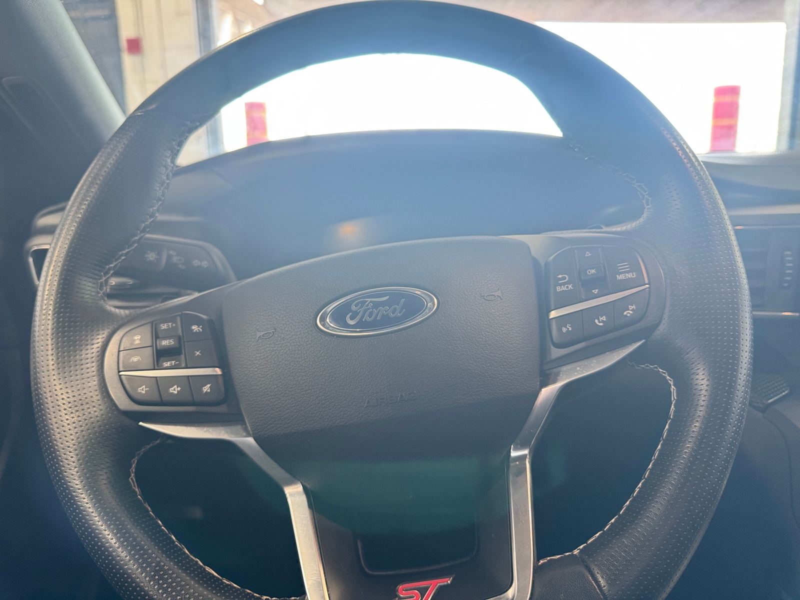 Thumbnail: 2020 Ford Explorer - 4