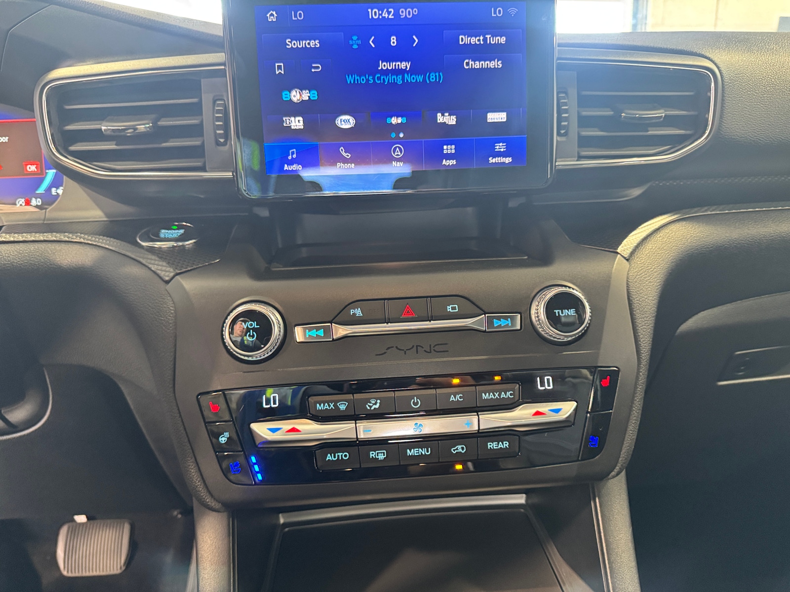 Thumbnail: 2020 Ford Explorer - 3
