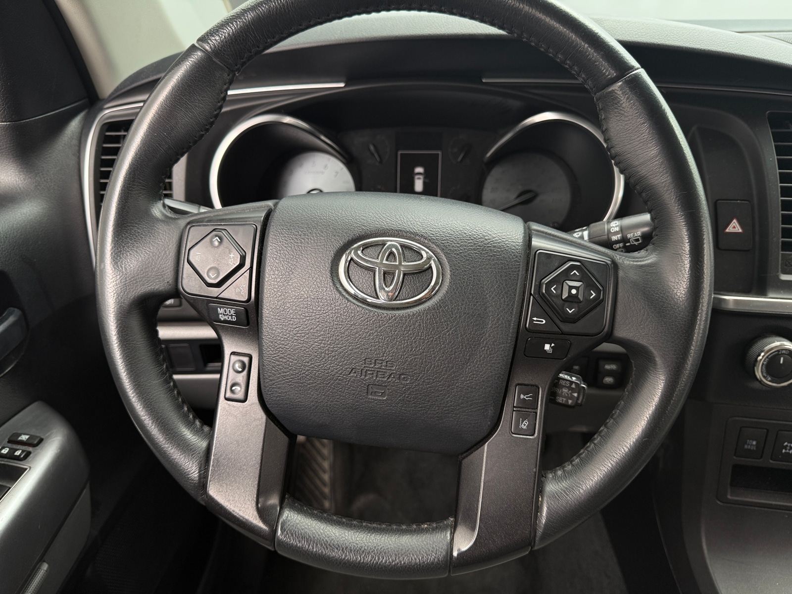 Thumbnail: 2018 Toyota Sequoia - 5