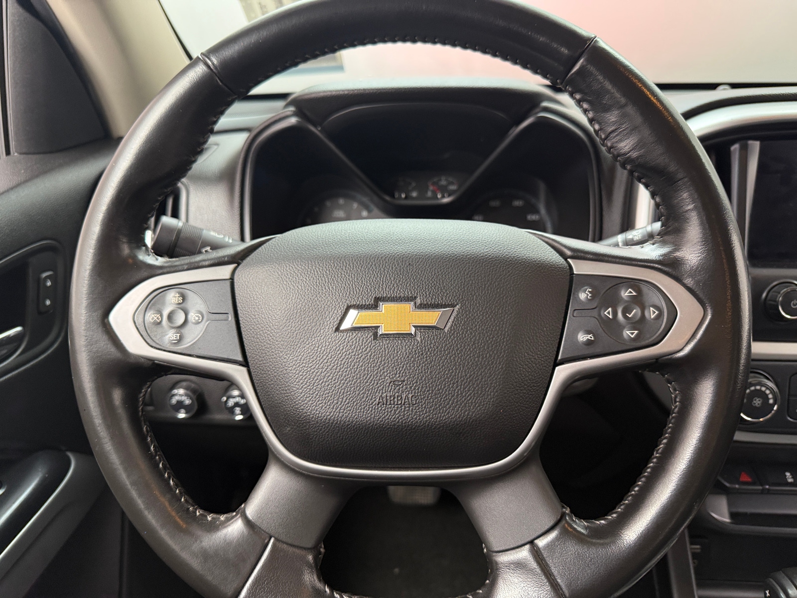 Thumbnail: 2018 Chevrolet Colorado - 5