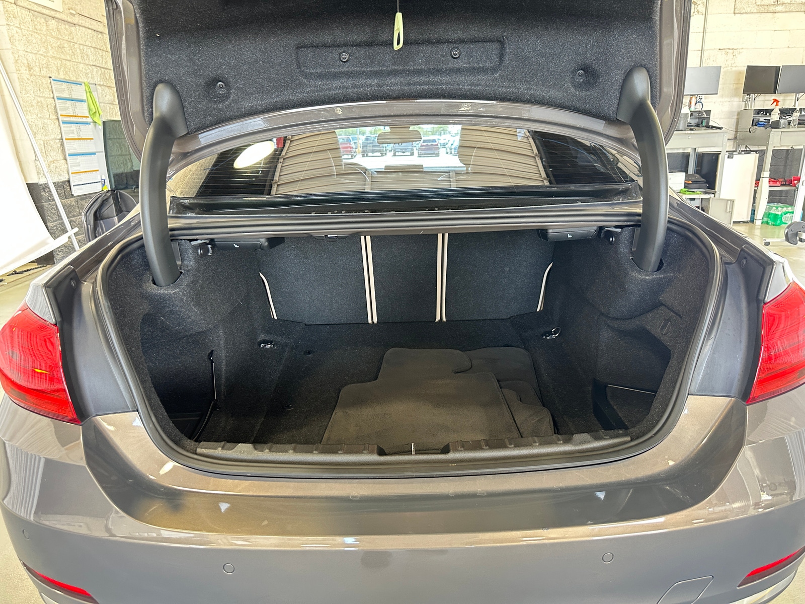 Thumbnail: 2017 BMW 4 Series - 6