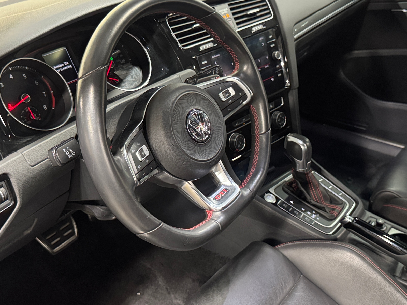 Thumbnail: 2019 Volkswagen Golf - 4