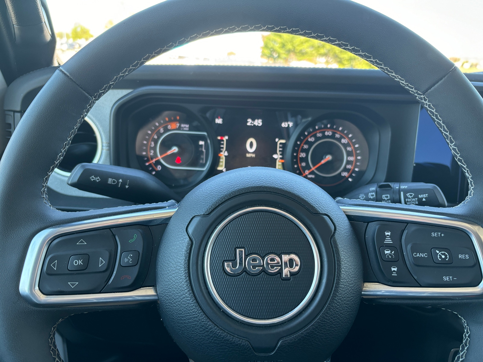 Thumbnail: 2025 Jeep Wrangler - 5