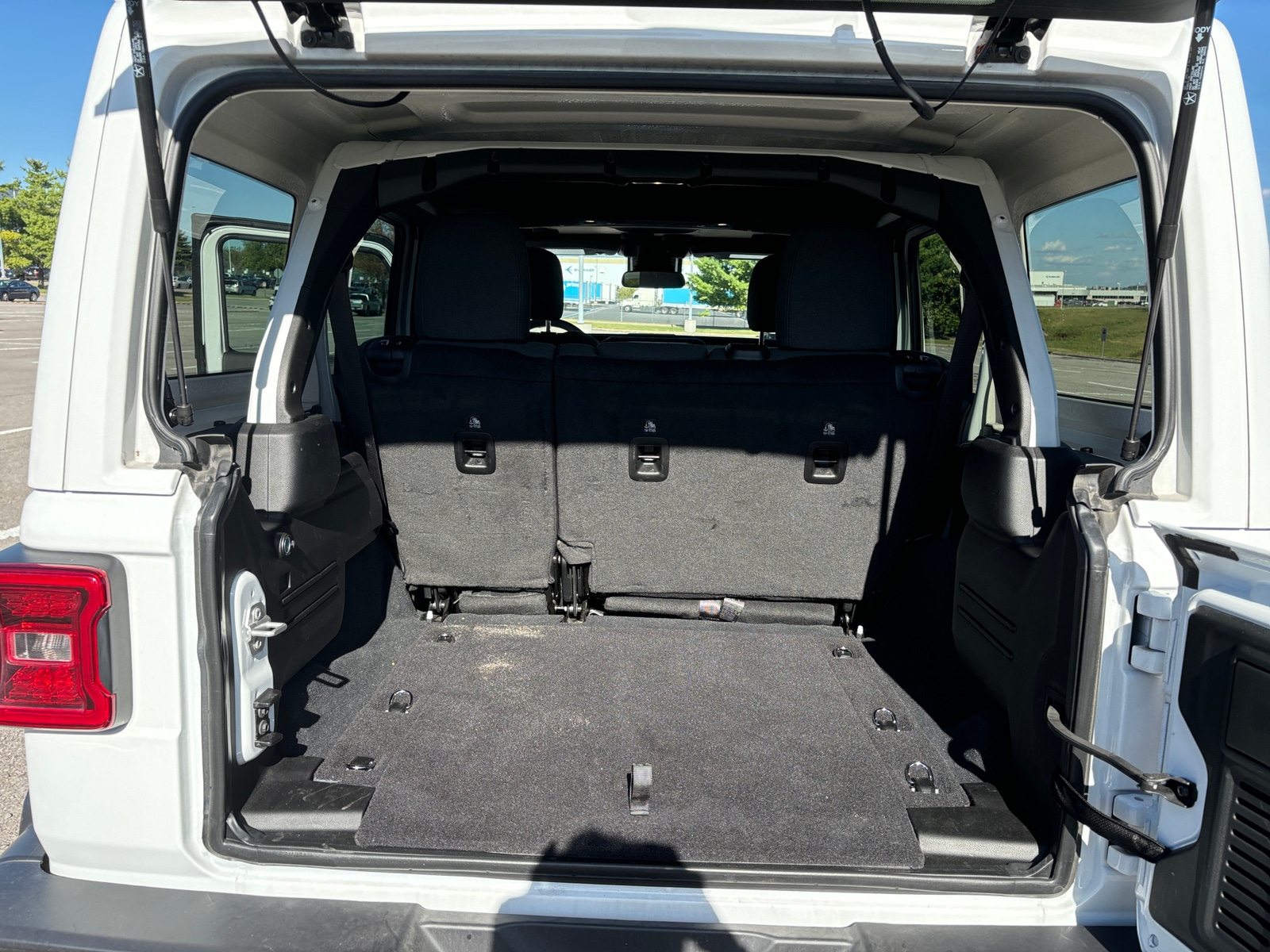 Thumbnail: 2025 Jeep Wrangler - 6