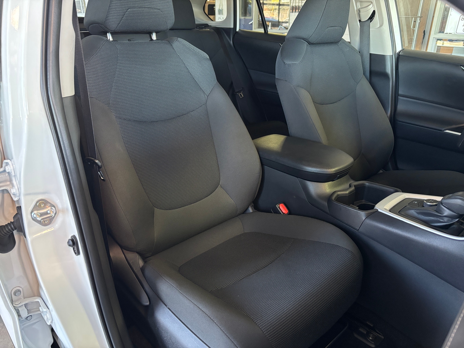 Thumbnail: 2025 Toyota RAV4 - 2