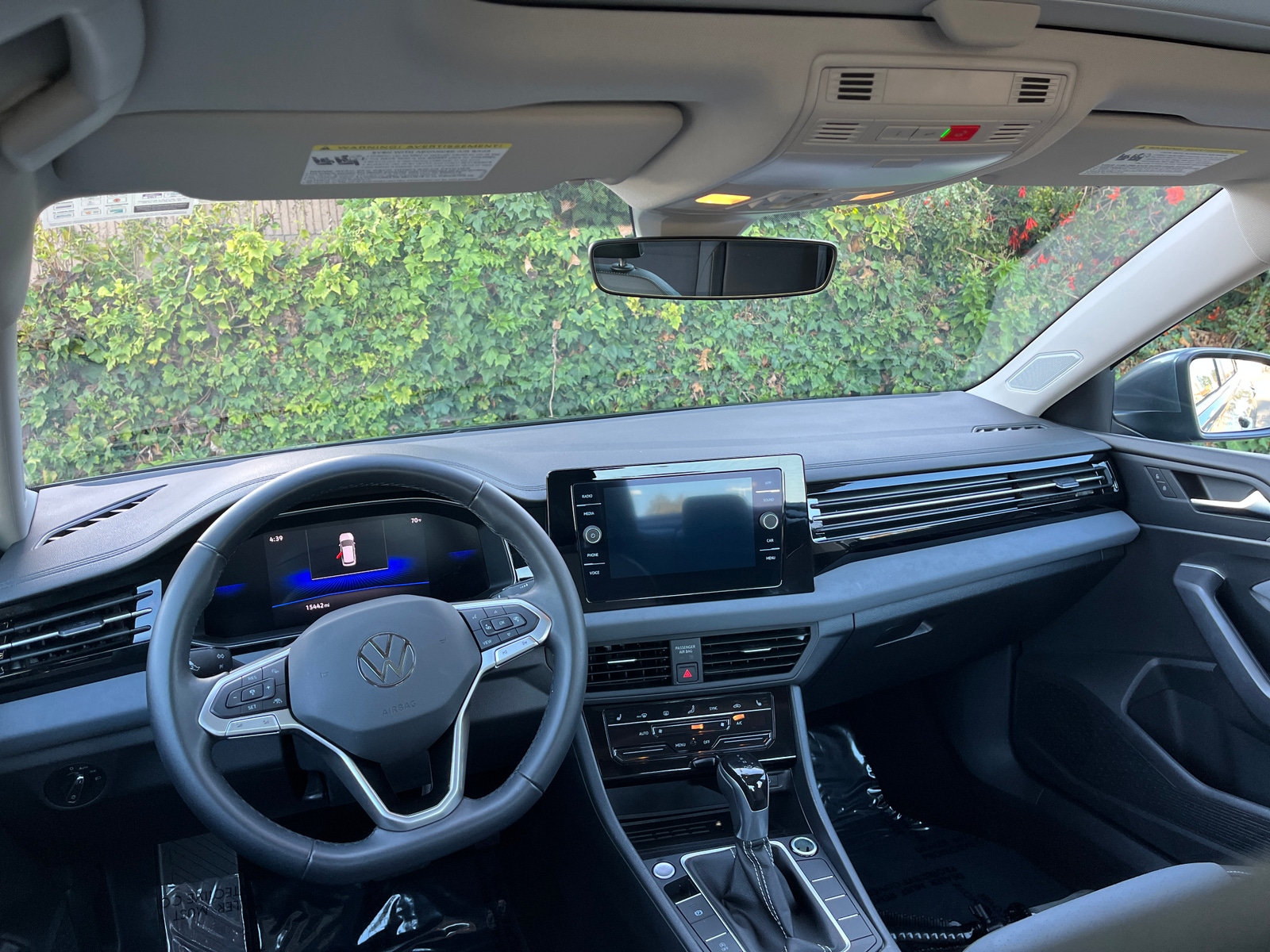 Thumbnail: 2025 Volkswagen Jetta - 3