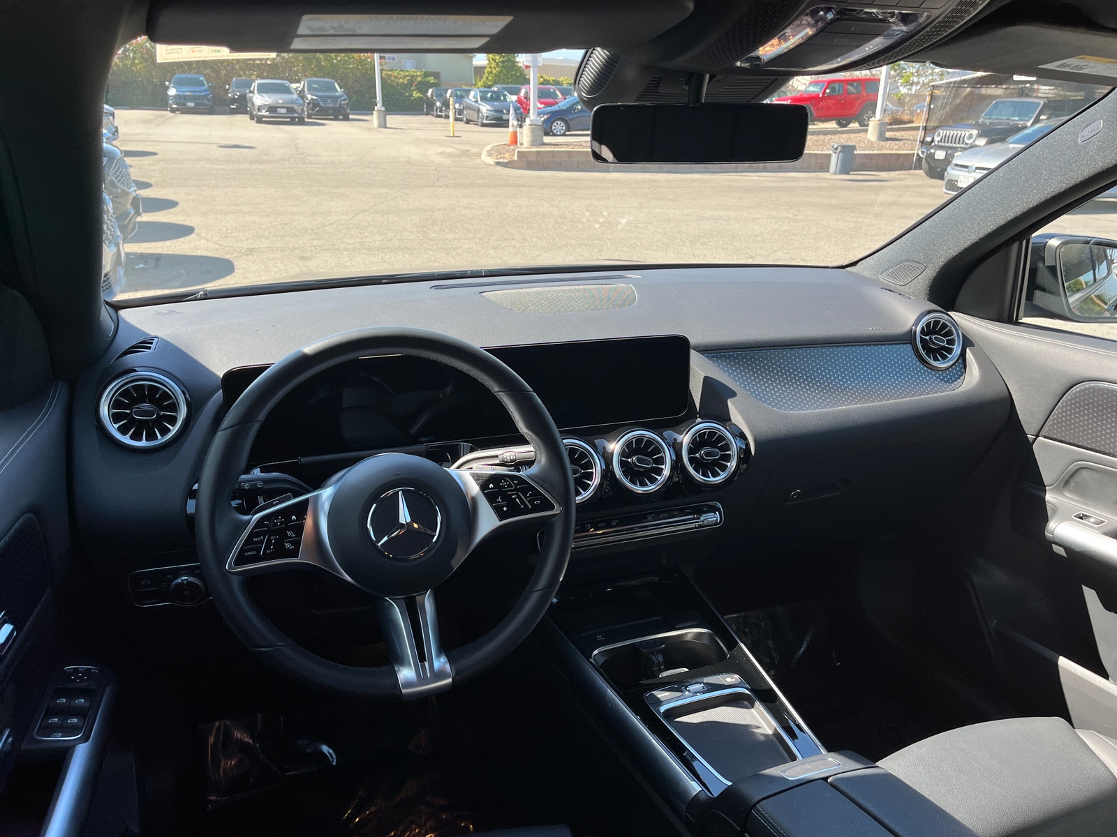 Thumbnail: 2025 Mercedes-Benz GLA - 3