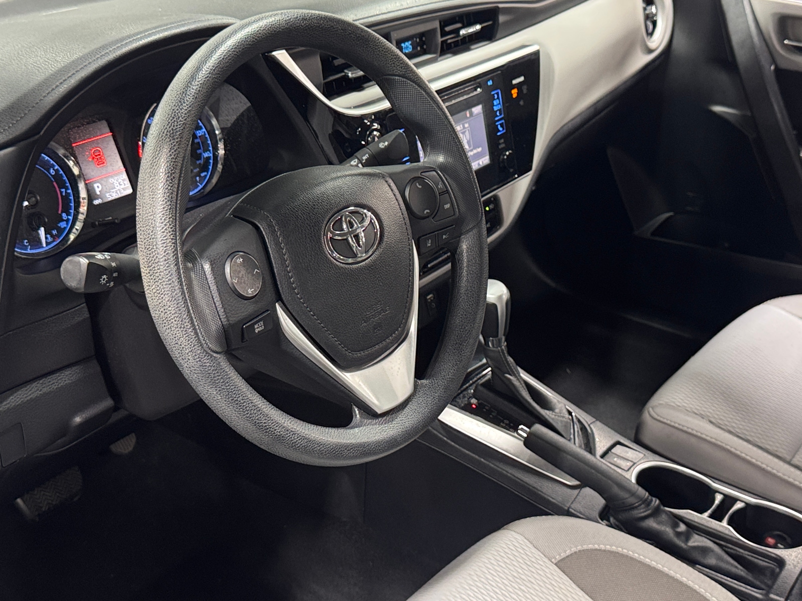 Thumbnail: 2017 Toyota Corolla - 5