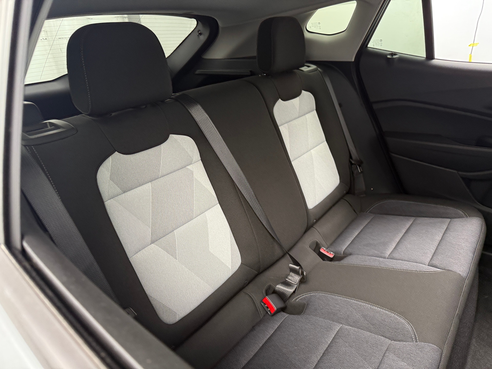 Thumbnail: 2024 Chevrolet Trax - 6