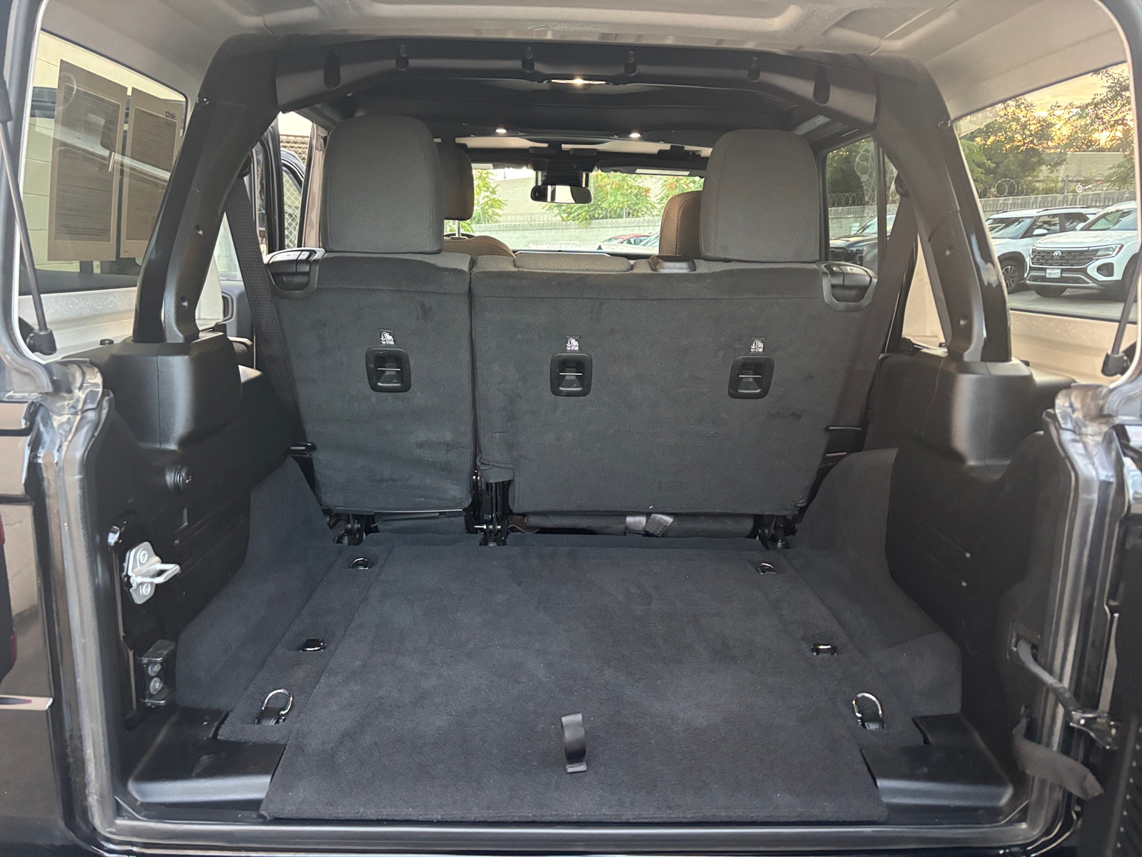 Thumbnail: 2025 Jeep Wrangler - 6