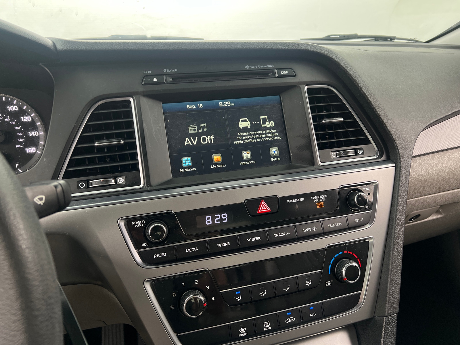 Thumbnail: 2017 Hyundai Sonata - 4