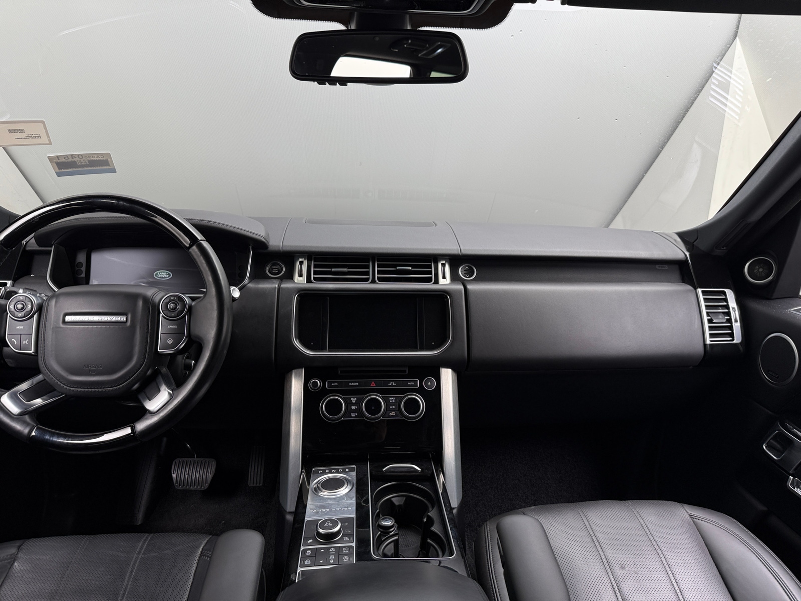 Thumbnail: 2016 Land Rover Range Rover - 2