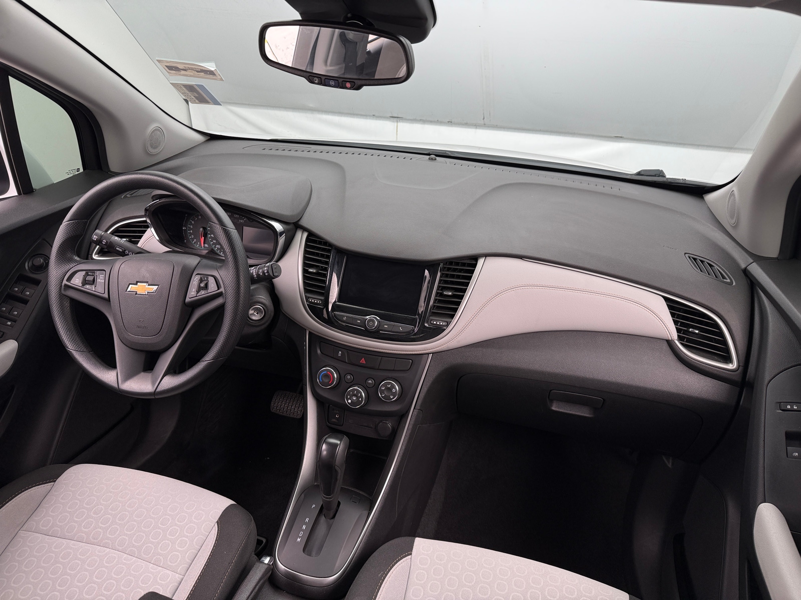 Thumbnail: 2020 Chevrolet Trax - 3
