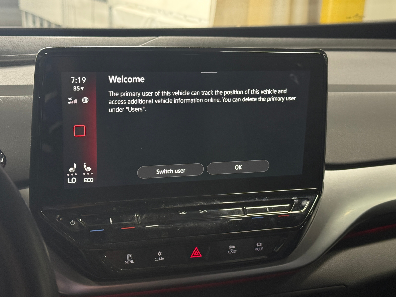 Thumbnail: 2022 Volkswagen ID.4 - 4