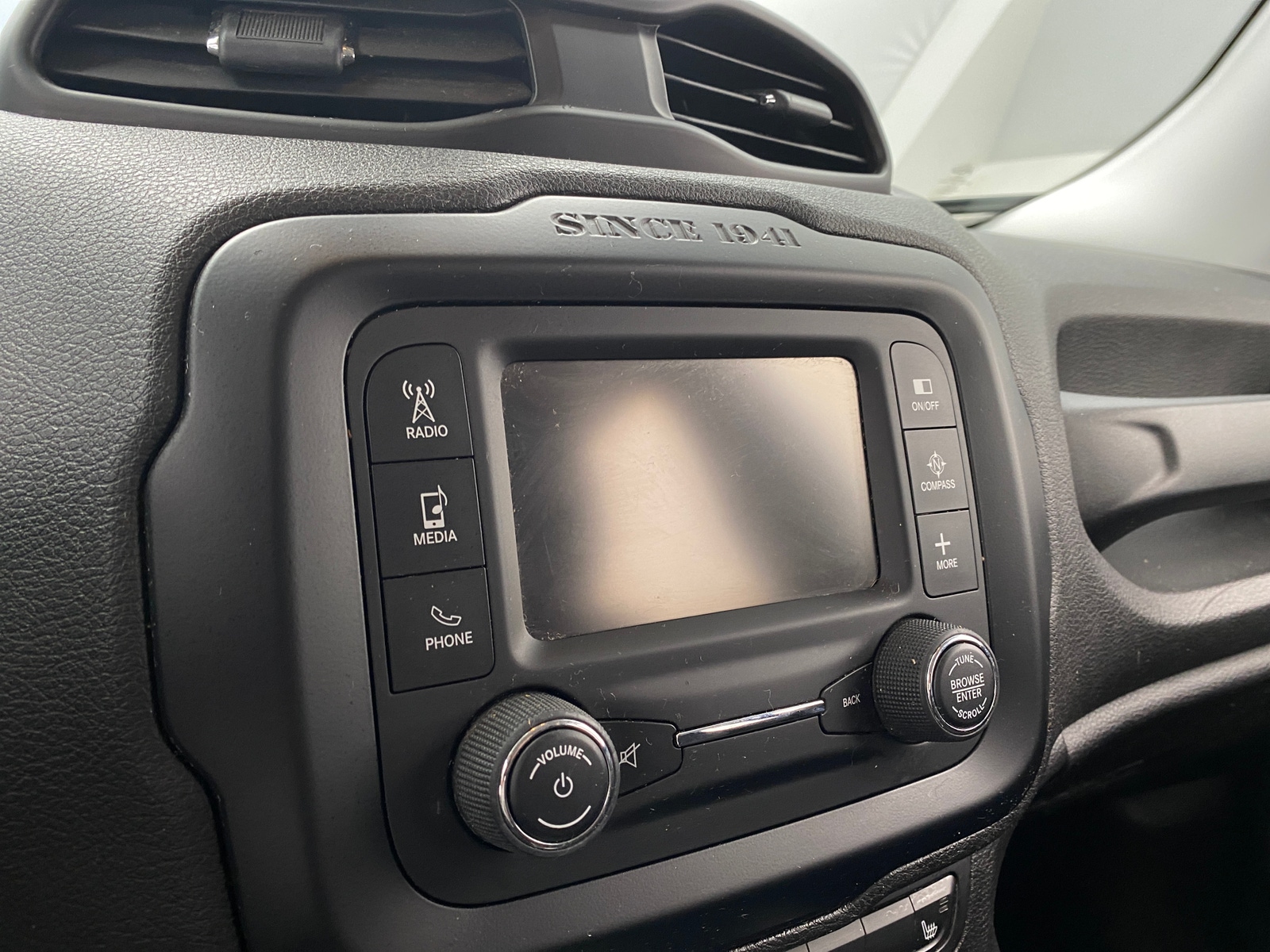 Thumbnail: 2015 Jeep Renegade - 4