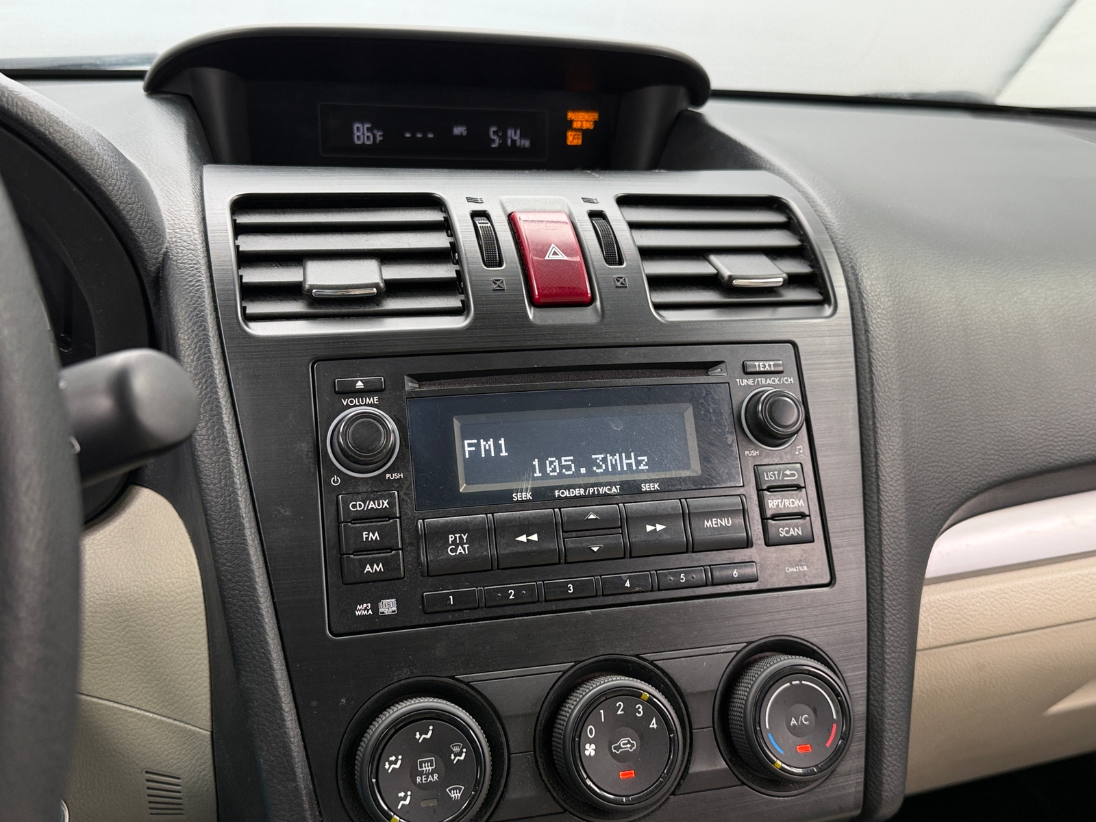 Thumbnail: 2014 Subaru XV Crosstrek - 4