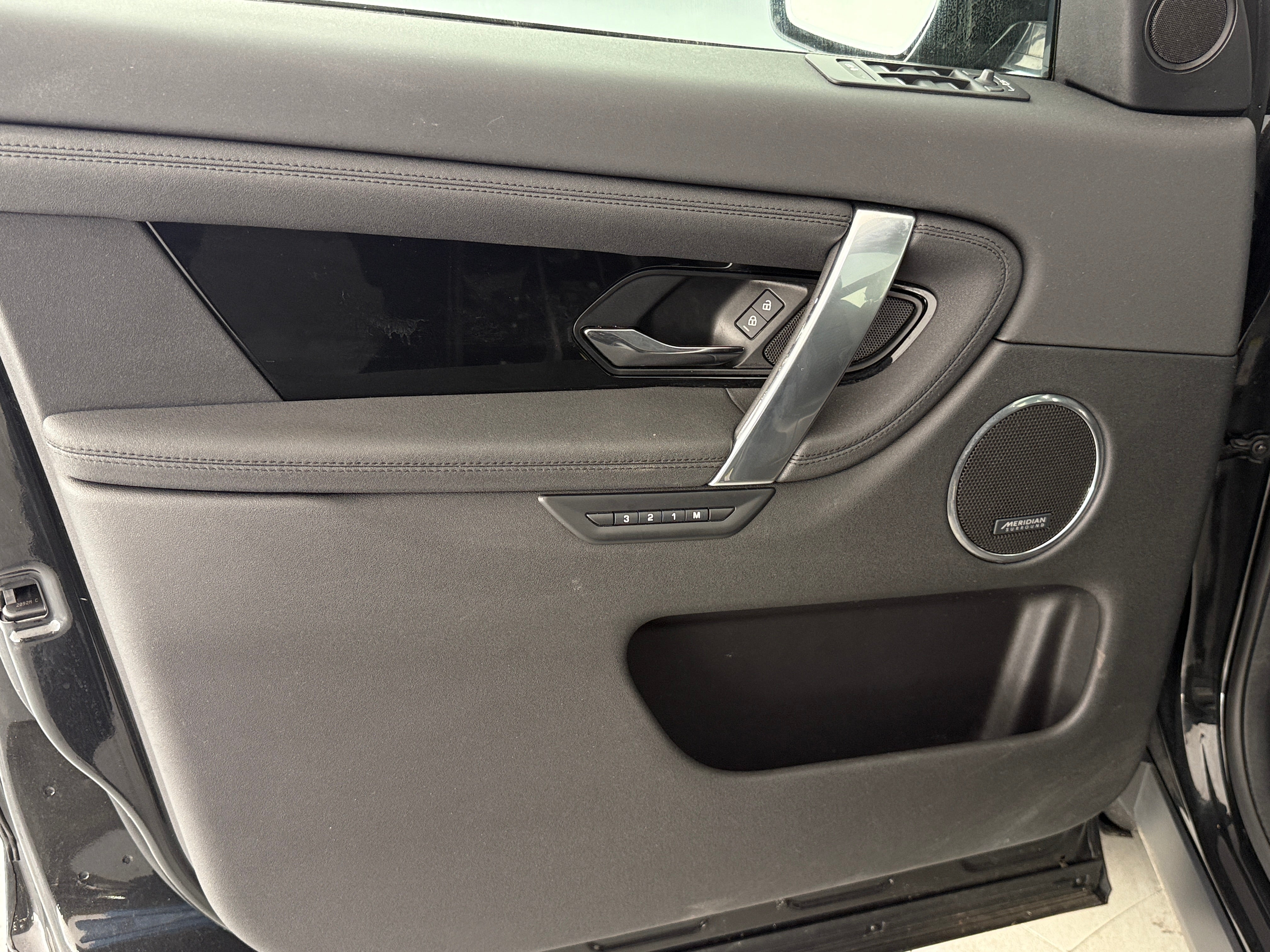 2023 Land Rover Discovery Sport