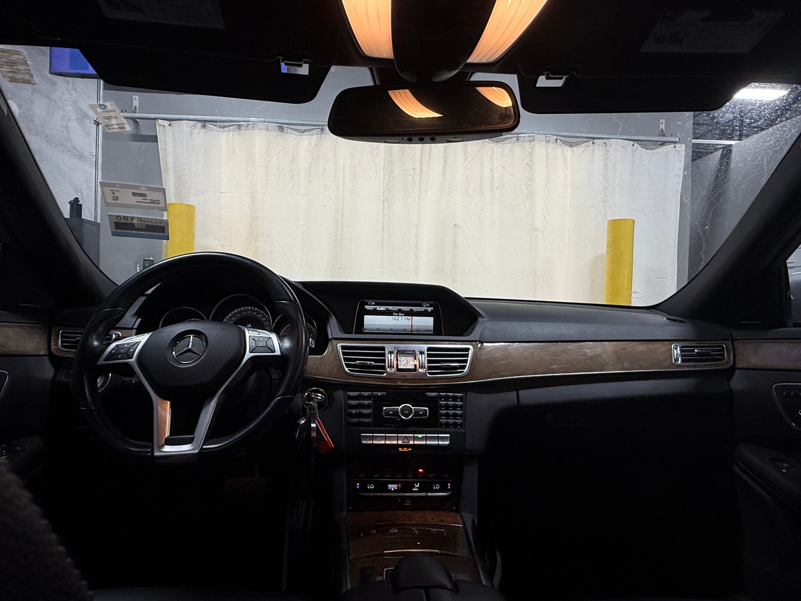 Thumbnail: 2014 Mercedes-Benz E-Class - 2