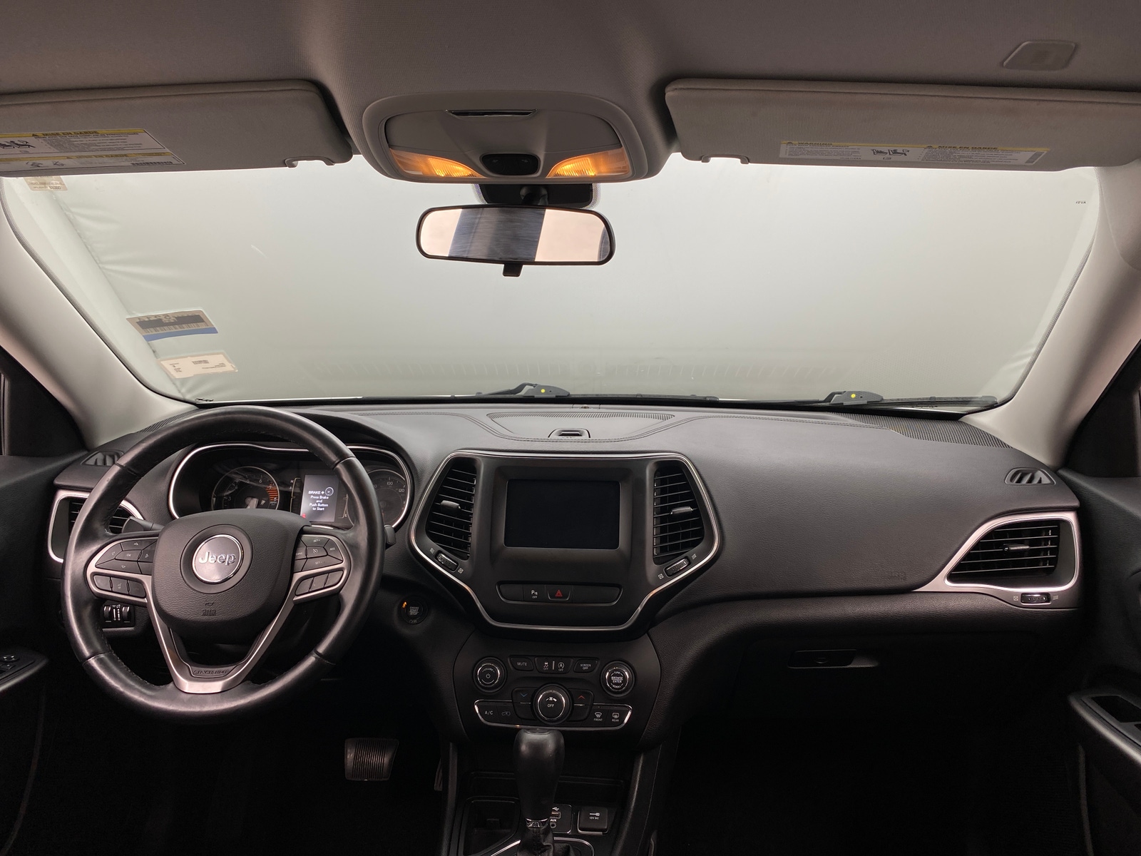Thumbnail: 2019 Jeep Cherokee - 3