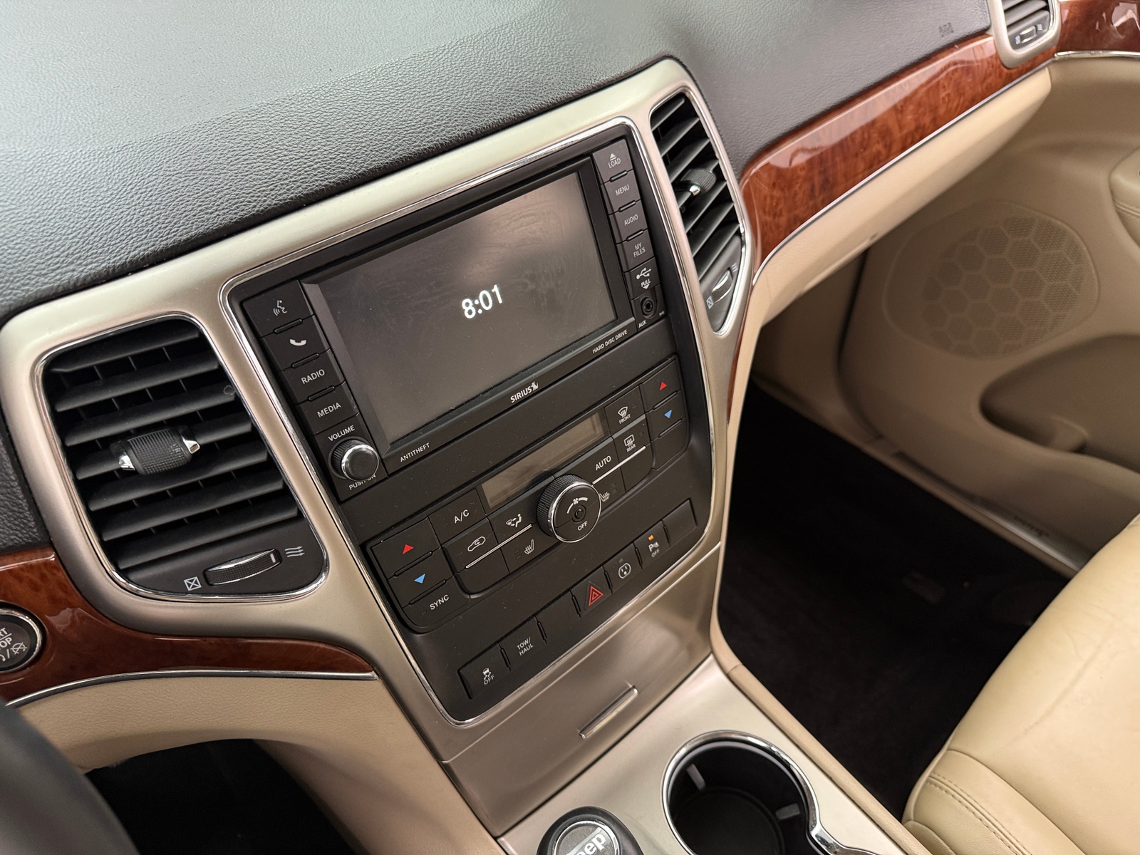 Thumbnail: 2013 Jeep Grand Cherokee - 3