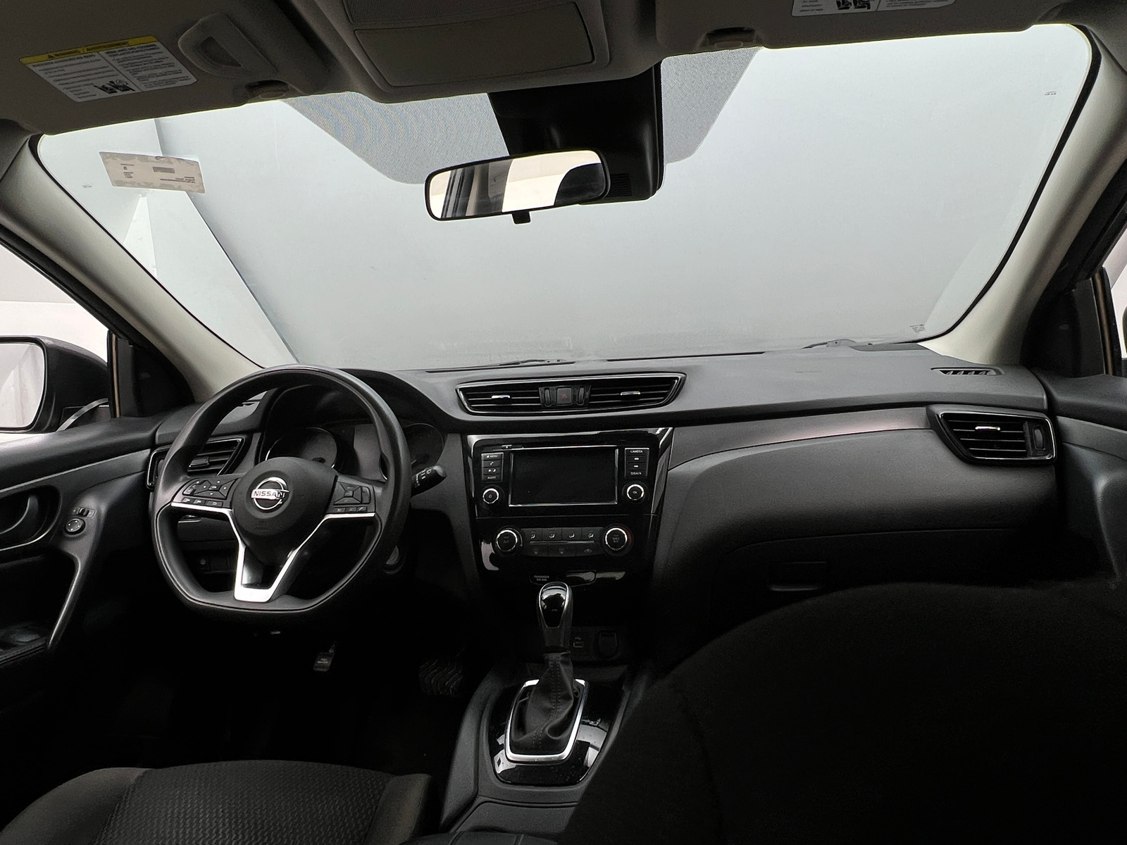 Thumbnail: 2021 Nissan Rogue Sport - 3