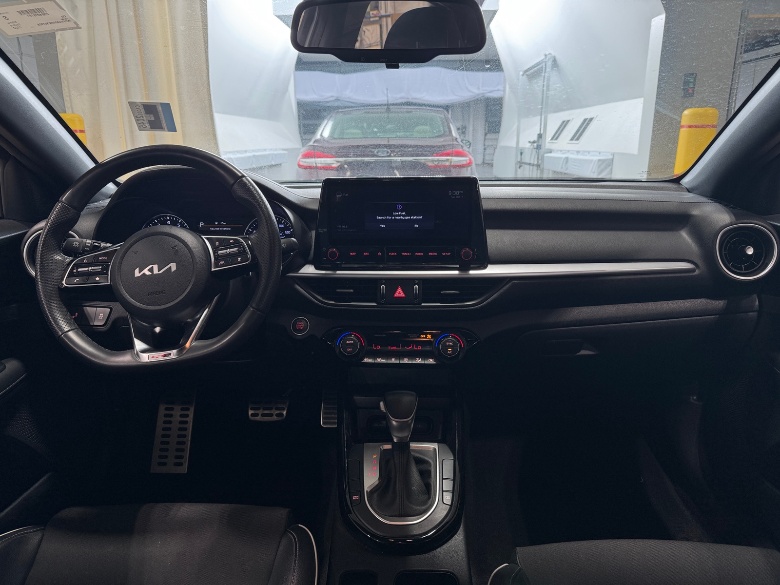 Thumbnail: 2022 Kia Forte - 3