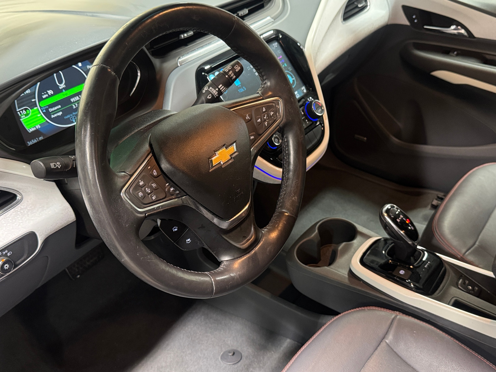 Thumbnail: 2017 Chevrolet Bolt EV - 4